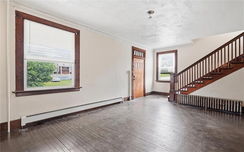400 Spring St, Brownsville, 15417, 3 Bedrooms Bedrooms, 7 Rooms Rooms,1 BathroomBathrooms,Residential,For Sale,Spring St,1761780
