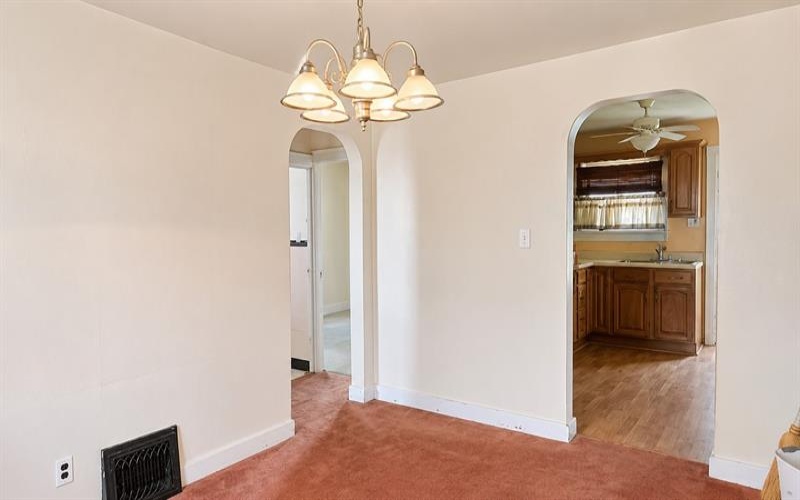 913 Hancock AVENUE, Vandergrift, 15690, 2 Bedrooms Bedrooms, 5 Rooms Rooms,1 BathroomBathrooms,Residential,For Sale,Hancock,1761990
