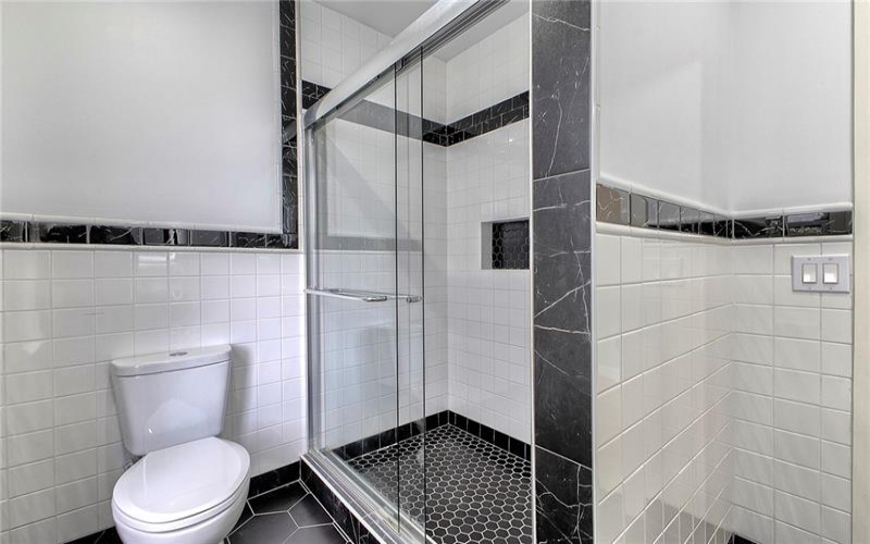 710-712 Stella Street, Jeannette, 15644, 8 Bedrooms Bedrooms, ,3.1 BathroomsBathrooms,Residential,For Sale,Stella Street,1762180