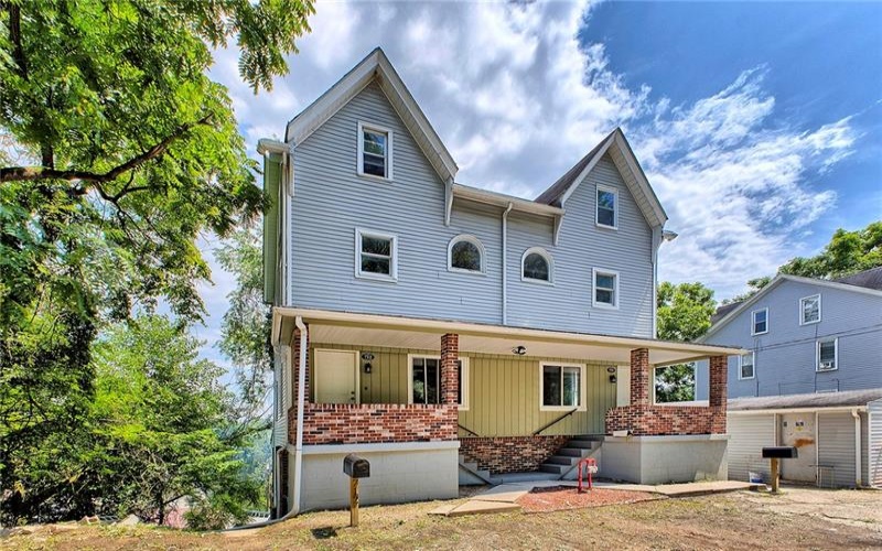 710-712 Stella Street, Jeannette, 15644, 8 Bedrooms Bedrooms, ,3.1 BathroomsBathrooms,Residential,For Sale,Stella Street,1762180