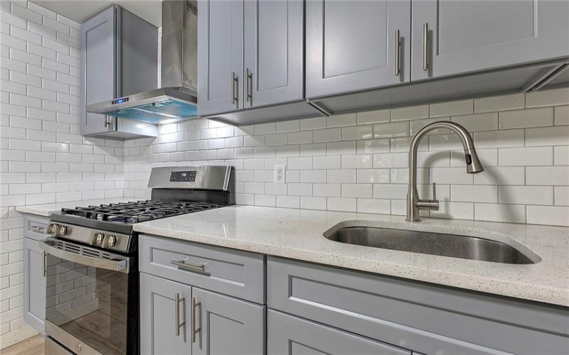 710-712 Stella Street, Jeannette, 15644, 8 Bedrooms Bedrooms, ,3.1 BathroomsBathrooms,Residential,For Sale,Stella Street,1762180