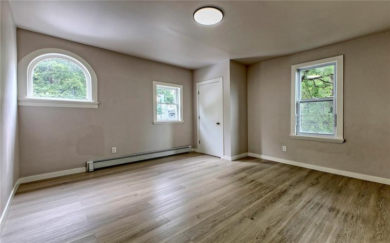 710-712 Stella Street, Jeannette, 15644, 8 Bedrooms Bedrooms, ,3.1 BathroomsBathrooms,Residential,For Sale,Stella Street,1762180