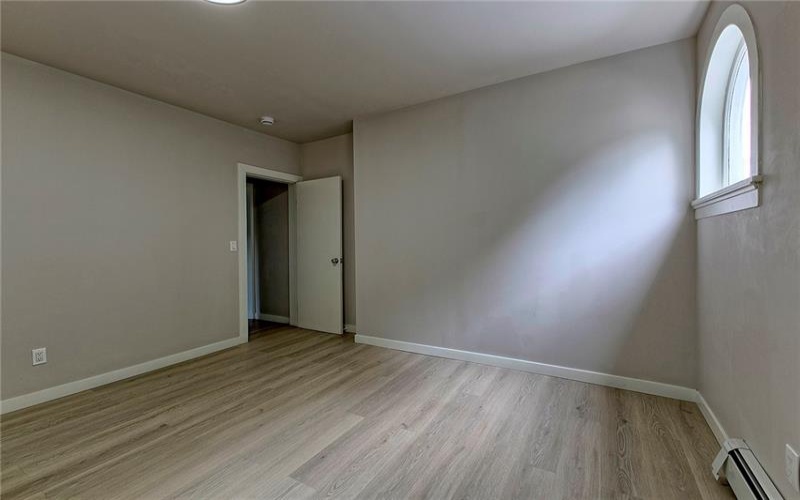710-712 Stella Street, Jeannette, 15644, 8 Bedrooms Bedrooms, ,3.1 BathroomsBathrooms,Residential,For Sale,Stella Street,1762180