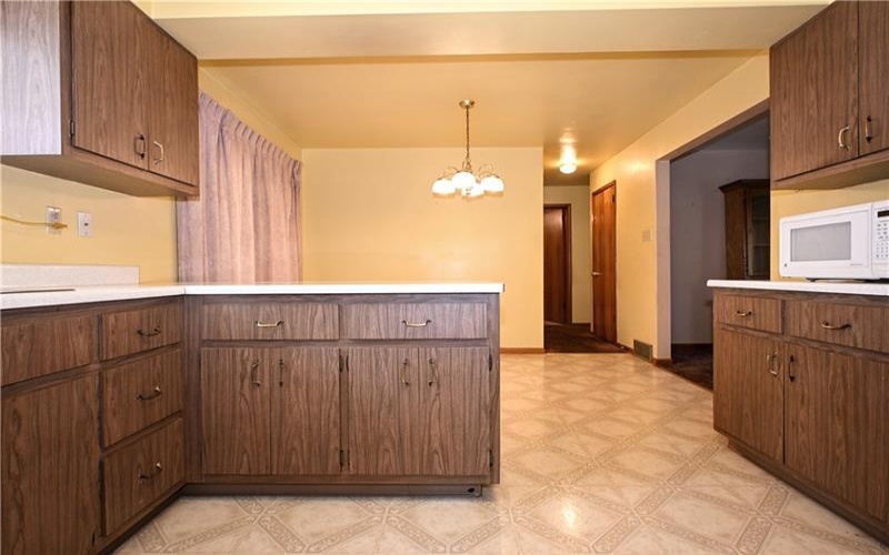 20 JEFFERSON DRIVE, Monessen, 15062, 3 Bedrooms Bedrooms, 8 Rooms Rooms,2 BathroomsBathrooms,Residential,For Sale,JEFFERSON DRIVE,1762243