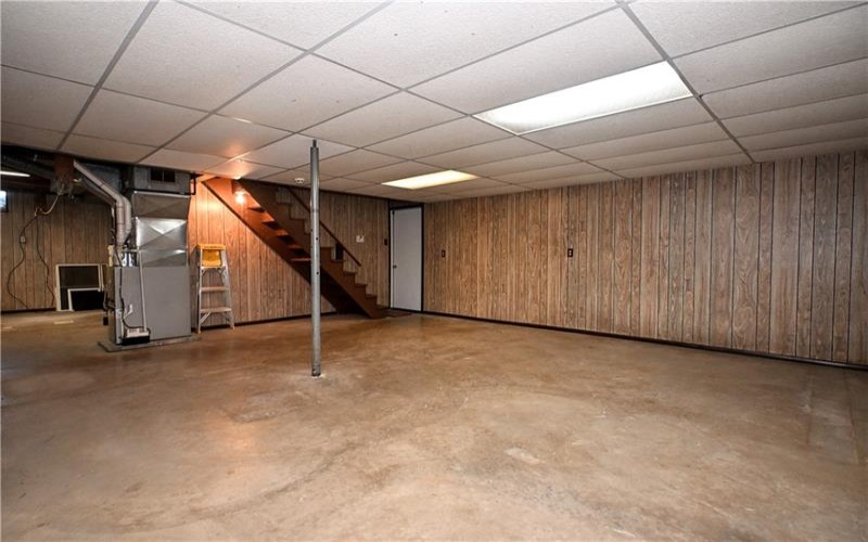20 JEFFERSON DRIVE, Monessen, 15062, 3 Bedrooms Bedrooms, 8 Rooms Rooms,2 BathroomsBathrooms,Residential,For Sale,JEFFERSON DRIVE,1762243