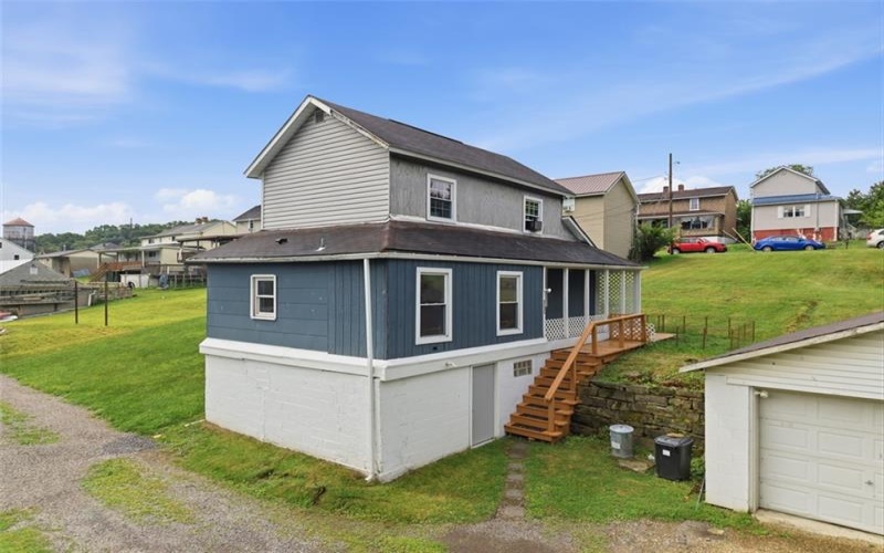 220 2nd St, Leechburg, 15656, 2 Bedrooms Bedrooms, 5 Rooms Rooms,1 BathroomBathrooms,Residential,For Sale,2nd St,1762466