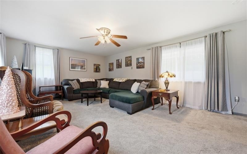 220 2nd St, Leechburg, 15656, 2 Bedrooms Bedrooms, 5 Rooms Rooms,1 BathroomBathrooms,Residential,For Sale,2nd St,1762466