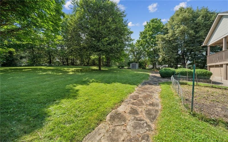 1115 Chaucer Dr, Greensburg, 15601, 4 Bedrooms Bedrooms, 11 Rooms Rooms,3.1 BathroomsBathrooms,Residential,For Sale,Chaucer Dr,1762475
