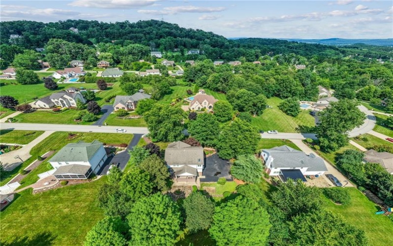 1115 Chaucer Dr, Greensburg, 15601, 4 Bedrooms Bedrooms, 11 Rooms Rooms,3.1 BathroomsBathrooms,Residential,For Sale,Chaucer Dr,1762475