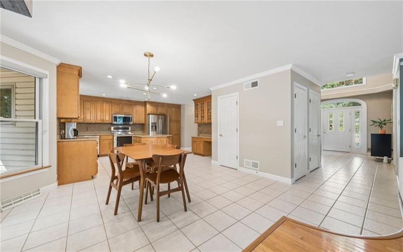 1115 Chaucer Dr, Greensburg, 15601, 4 Bedrooms Bedrooms, 11 Rooms Rooms,3.1 BathroomsBathrooms,Residential,For Sale,Chaucer Dr,1762475