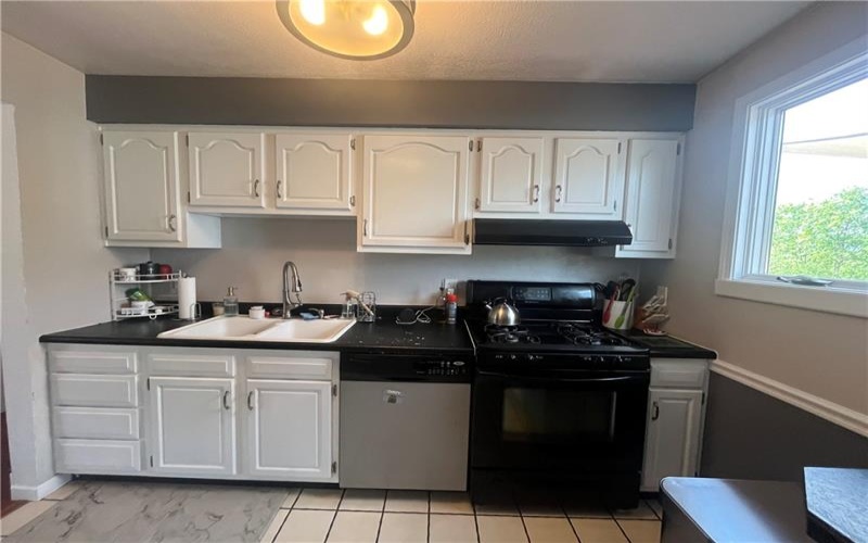 2464 Sunset Ave, North Huntingdon, 15642, 5 Bedrooms Bedrooms, 11 Rooms Rooms,2.1 BathroomsBathrooms,Residential,For Sale,Sunset Ave,1762501