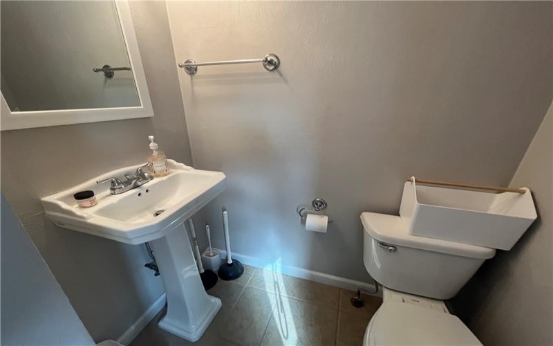 2464 Sunset Ave, North Huntingdon, 15642, 5 Bedrooms Bedrooms, 11 Rooms Rooms,2.1 BathroomsBathrooms,Residential,For Sale,Sunset Ave,1762501