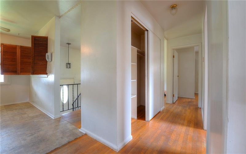 105 Mt. Pleasant Blvd., Irwin, 15642, 3 Bedrooms Bedrooms, 8 Rooms Rooms,1 BathroomBathrooms,Residential,For Sale,Mt. Pleasant Blvd.,1762549