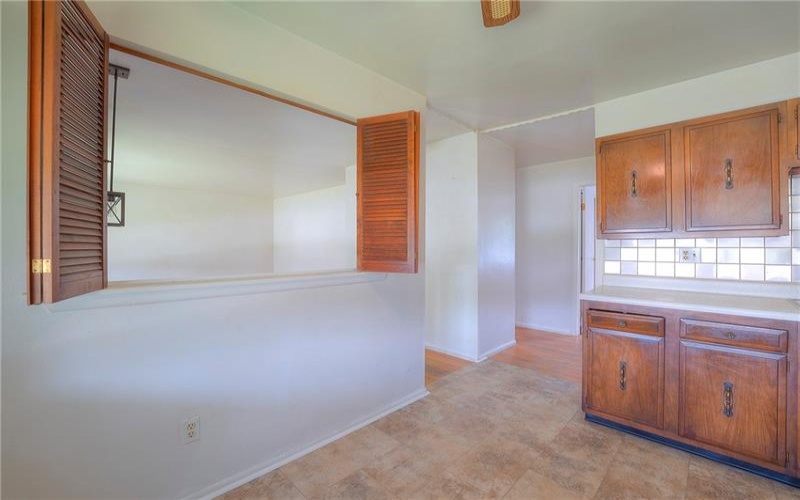 105 Mt. Pleasant Blvd., Irwin, 15642, 3 Bedrooms Bedrooms, 8 Rooms Rooms,1 BathroomBathrooms,Residential,For Sale,Mt. Pleasant Blvd.,1762549