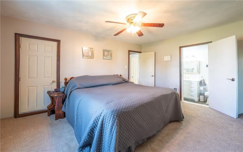 11 School St, Scottdale, 15683, 3 Bedrooms Bedrooms, ,2 BathroomsBathrooms,Residential,For Sale,School St,1762592