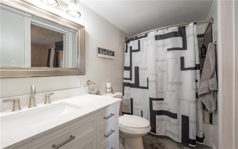 11 School St, Scottdale, 15683, 3 Bedrooms Bedrooms, ,2 BathroomsBathrooms,Residential,For Sale,School St,1762592