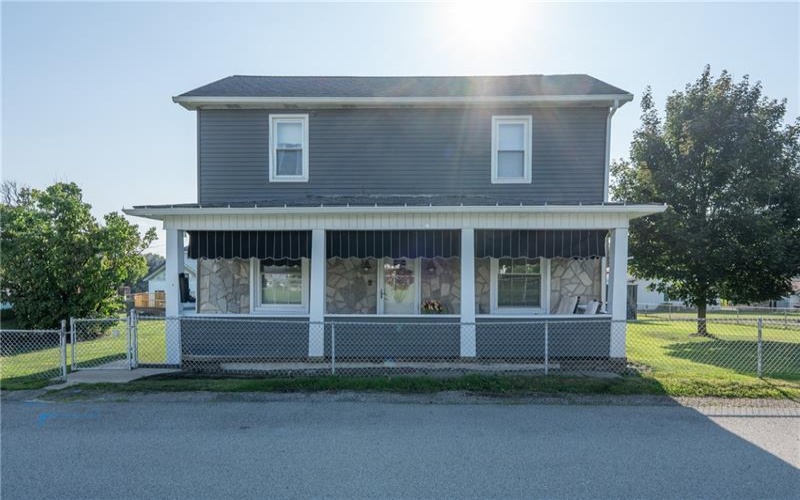 11 School St, Scottdale, 15683, 3 Bedrooms Bedrooms, ,2 BathroomsBathrooms,Residential,For Sale,School St,1762592