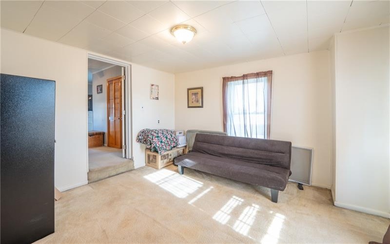 11 School St, Scottdale, 15683, 3 Bedrooms Bedrooms, ,2 BathroomsBathrooms,Residential,For Sale,School St,1762592
