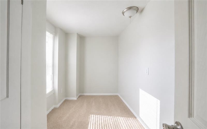 11 School St, Scottdale, 15683, 3 Bedrooms Bedrooms, ,2 BathroomsBathrooms,Residential,For Sale,School St,1762592