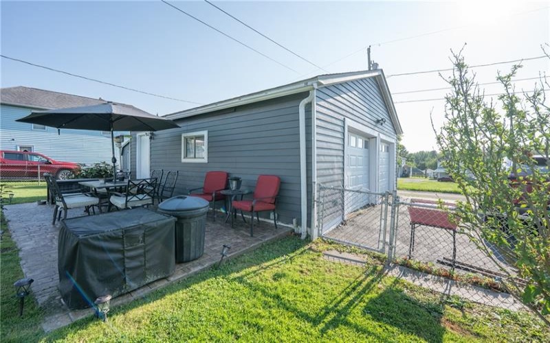 11 School St, Scottdale, 15683, 3 Bedrooms Bedrooms, ,2 BathroomsBathrooms,Residential,For Sale,School St,1762592