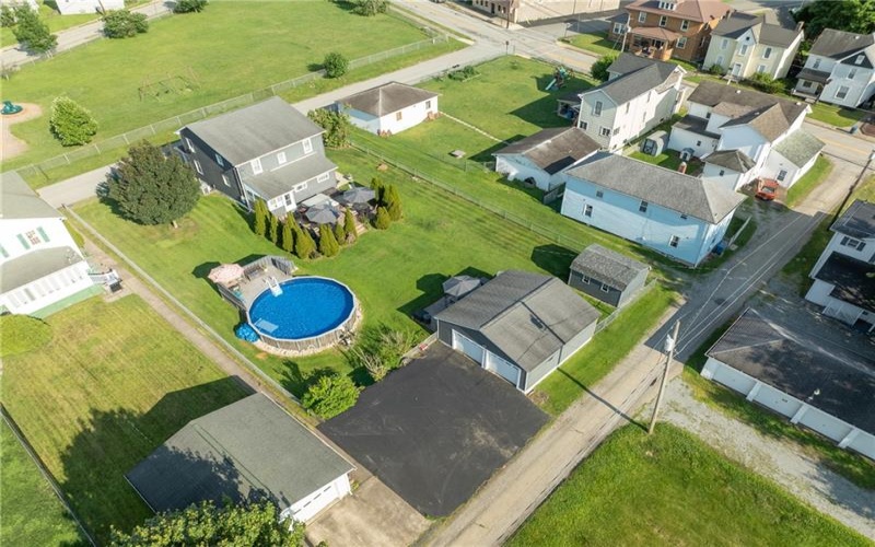 11 School St, Scottdale, 15683, 3 Bedrooms Bedrooms, ,2 BathroomsBathrooms,Residential,For Sale,School St,1762592