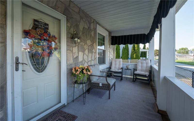 11 School St, Scottdale, 15683, 3 Bedrooms Bedrooms, ,2 BathroomsBathrooms,Residential,For Sale,School St,1762592