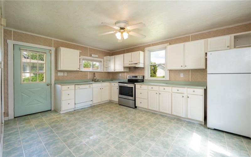 321 Keeling Ave, Derry, 15627, 2 Bedrooms Bedrooms, ,Residential,For Sale,Keeling Ave,1762689