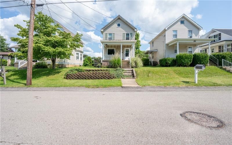 321 Keeling Ave, Derry, 15627, 2 Bedrooms Bedrooms, ,Residential,For Sale,Keeling Ave,1762689
