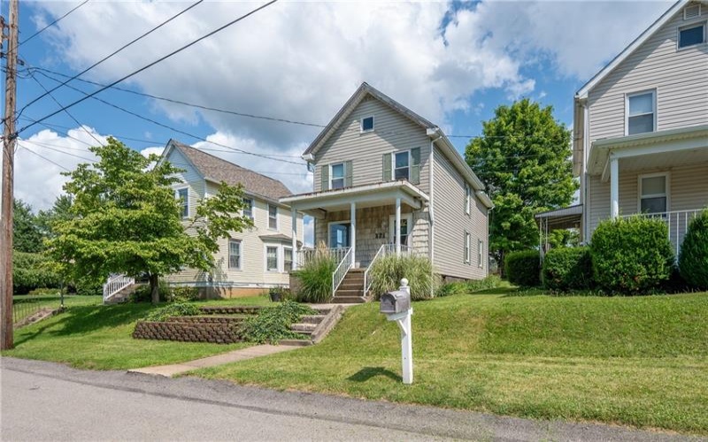 321 Keeling Ave, Derry, 15627, 2 Bedrooms Bedrooms, ,Residential,For Sale,Keeling Ave,1762689