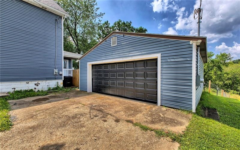 518 Joffre Bulger Road, Joffre, 15053, 4 Bedrooms Bedrooms, 8 Rooms Rooms,2.1 BathroomsBathrooms,Residential,For Sale,Joffre Bulger Road,1762713