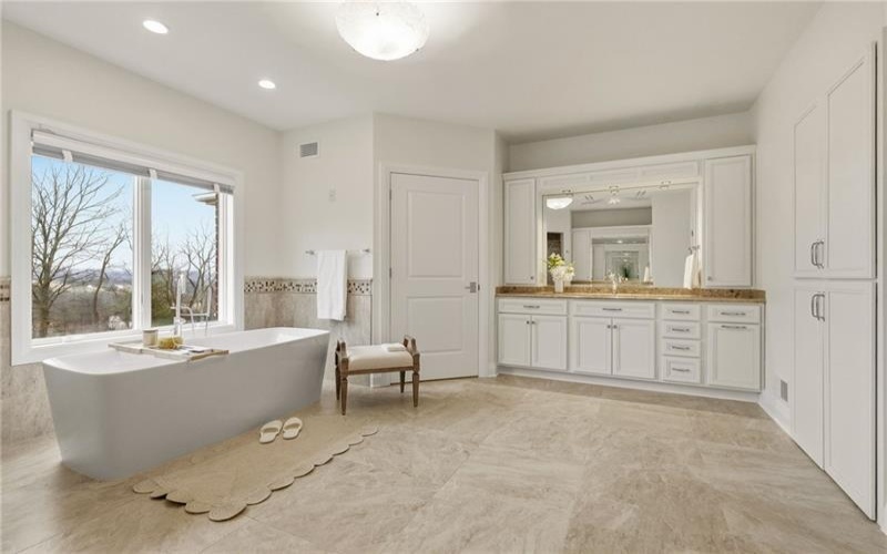 308 Sutherland Drive, Venetia, 15367, 6 Bedrooms Bedrooms, 14 Rooms Rooms,7.4 BathroomsBathrooms,Residential,For Sale,Sutherland Drive,1762747