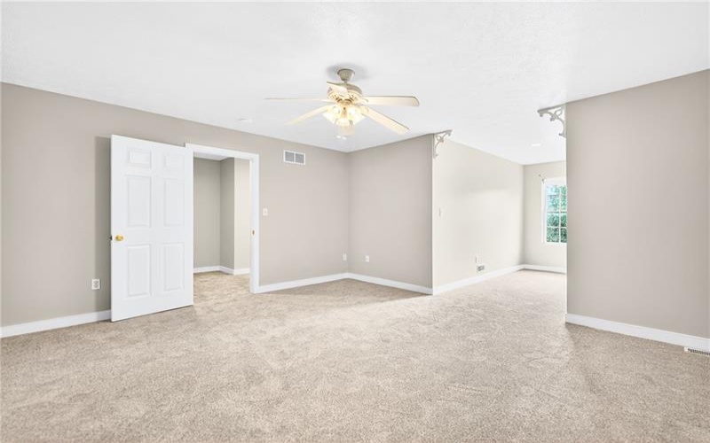 4 Dogwood Drive, Washington, 15301, 3 Bedrooms Bedrooms, 9 Rooms Rooms,1.1 BathroomsBathrooms,Residential,For Sale,Dogwood Drive,1762776