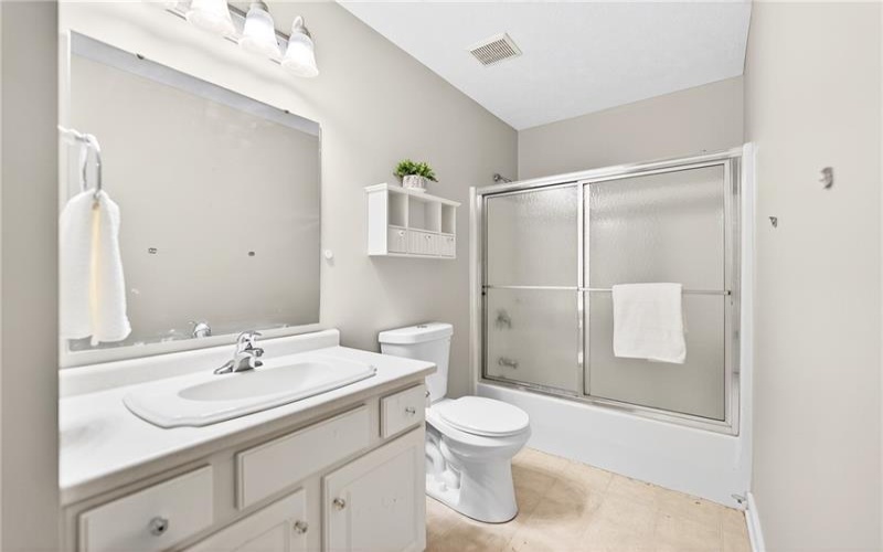 4 Dogwood Drive, Washington, 15301, 3 Bedrooms Bedrooms, 9 Rooms Rooms,1.1 BathroomsBathrooms,Residential,For Sale,Dogwood Drive,1762776