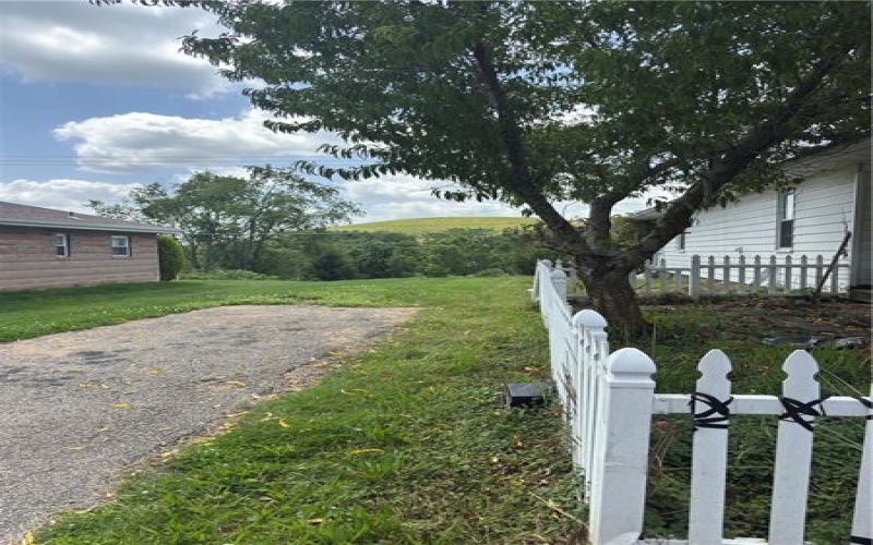53 Welcome ST, Fredericktown, 15333, 3 Bedrooms Bedrooms, ,2.2 BathroomsBathrooms,Residential,For Sale,Welcome ST,1762820