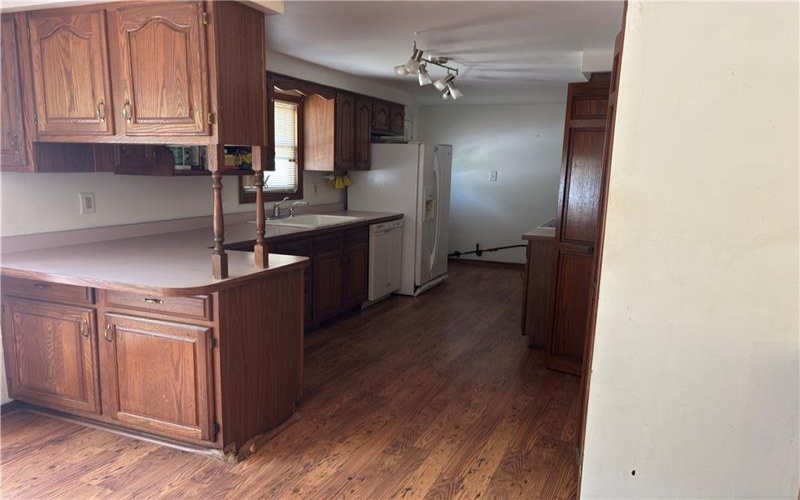 53 Welcome ST, Fredericktown, 15333, 3 Bedrooms Bedrooms, ,2.2 BathroomsBathrooms,Residential,For Sale,Welcome ST,1762820