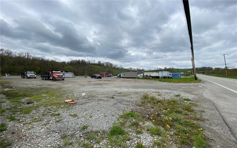 6233-6235 State Route 88, Finleyville, 15332, ,Commercial-industrial-business,For Sale,State Route 88,1762836