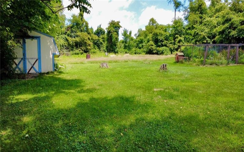 1238 Pinewood Rd, Irwin, 15642, 2 Bedrooms Bedrooms, ,1 BathroomBathrooms,Residential,For Sale,Pinewood Rd,1762842