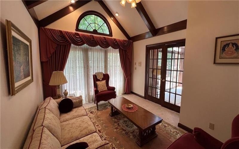 258 Cobblestone DRIVE, Greensburg, 15601, 5 Bedrooms Bedrooms, 14 Rooms Rooms,4 BathroomsBathrooms,Residential,For Sale,Cobblestone,1762847