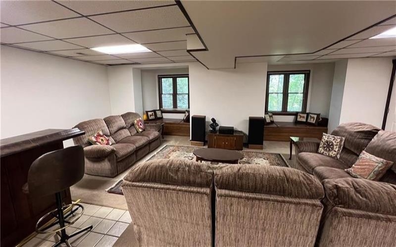 258 Cobblestone DRIVE, Greensburg, 15601, 5 Bedrooms Bedrooms, 14 Rooms Rooms,4 BathroomsBathrooms,Residential,For Sale,Cobblestone,1762847