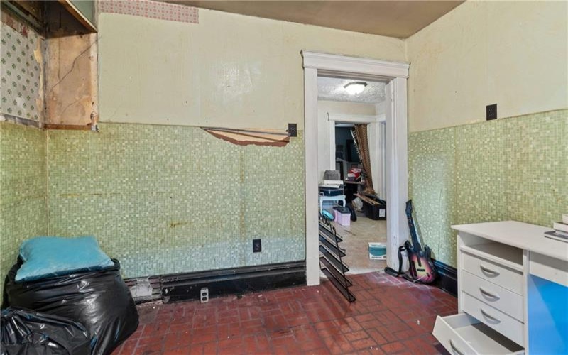 971 Thompson Ave, Donora, 15033, 3 Bedrooms Bedrooms, ,2 BathroomsBathrooms,Residential,For Sale,Thompson Ave,1762899
