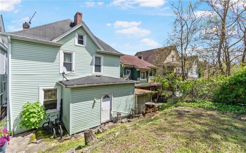 971 Thompson Ave, Donora, 15033, 3 Bedrooms Bedrooms, ,2 BathroomsBathrooms,Residential,For Sale,Thompson Ave,1762899