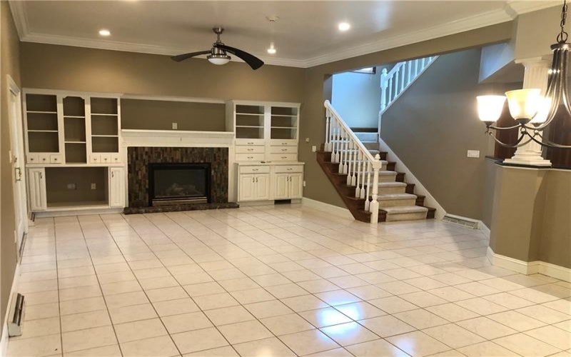 87 FARMVIEW DR, Uniontown, 15401, 4 Bedrooms Bedrooms, 14 Rooms Rooms,3 BathroomsBathrooms,Residential,For Sale,FARMVIEW DR,1762902