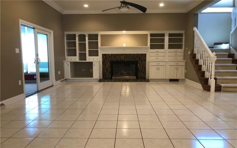 87 FARMVIEW DR, Uniontown, 15401, 4 Bedrooms Bedrooms, 14 Rooms Rooms,3 BathroomsBathrooms,Residential,For Sale,FARMVIEW DR,1762902