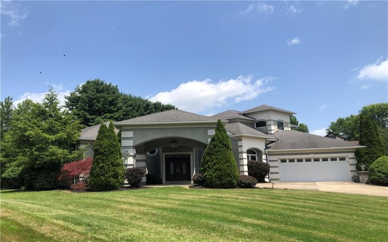 87 FARMVIEW DR, Uniontown, 15401, 4 Bedrooms Bedrooms, 14 Rooms Rooms,3 BathroomsBathrooms,Residential,For Sale,FARMVIEW DR,1762902