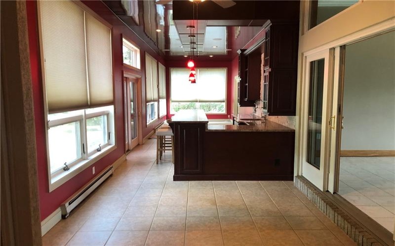 87 FARMVIEW DR, Uniontown, 15401, 4 Bedrooms Bedrooms, 14 Rooms Rooms,3 BathroomsBathrooms,Residential,For Sale,FARMVIEW DR,1762902