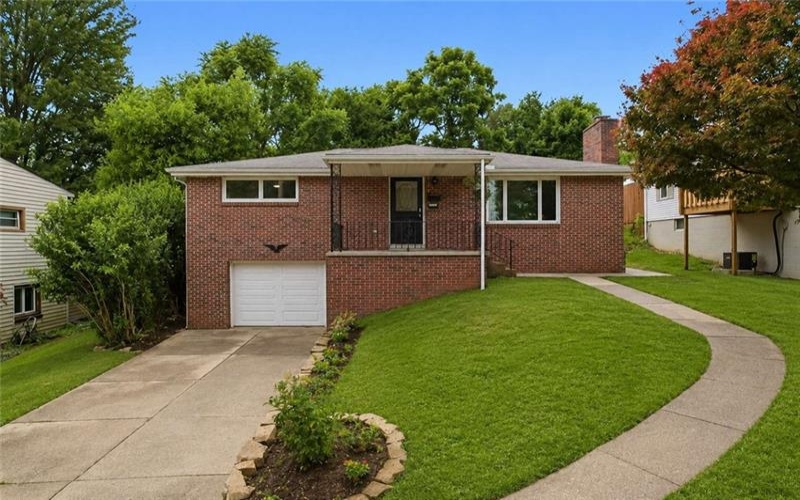 1735 Rebecca St, New Kensington, 15068, 3 Bedrooms Bedrooms, 8 Rooms Rooms,2 BathroomsBathrooms,Residential,For Sale,Rebecca St,1762917