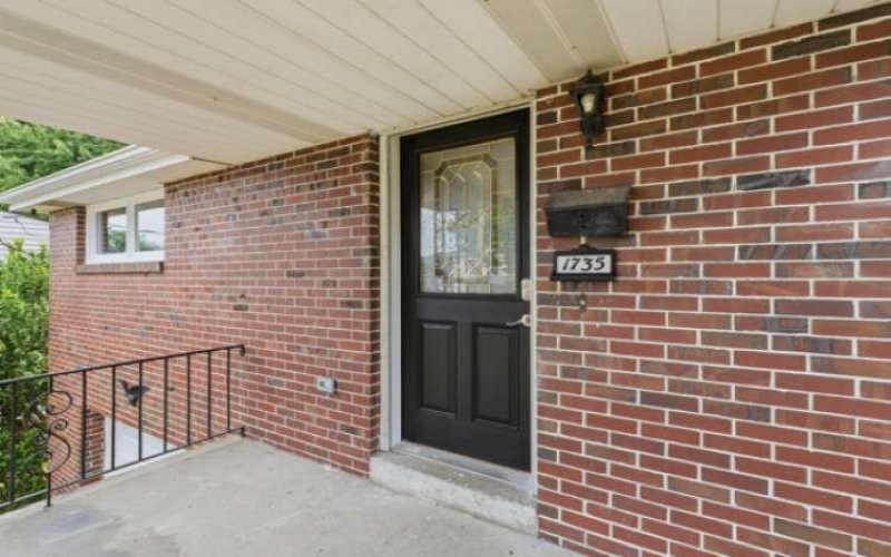1735 Rebecca St, New Kensington, 15068, 3 Bedrooms Bedrooms, 8 Rooms Rooms,2 BathroomsBathrooms,Residential,For Sale,Rebecca St,1762917