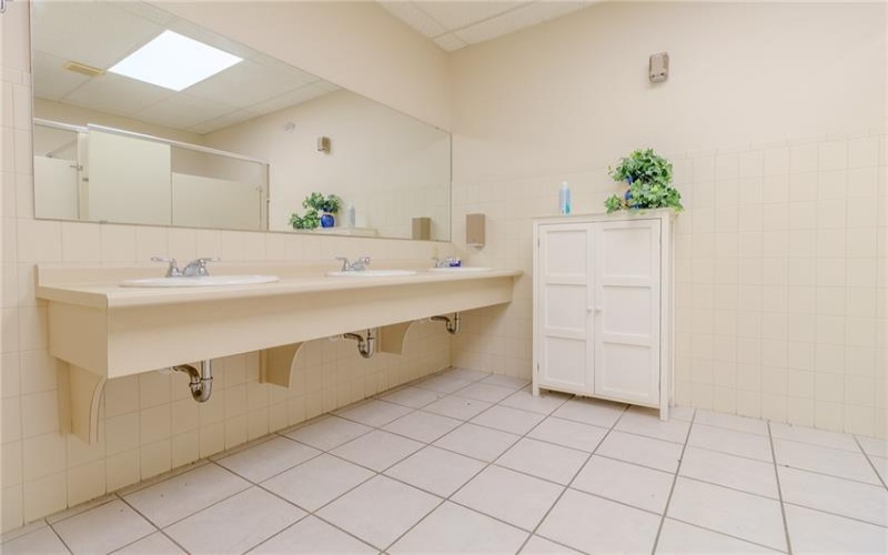 5 Industrial Rd Bldg B, Washington, 15301, ,Commercial-industrial-business,For Sale,Industrial Rd Bldg B,1762950