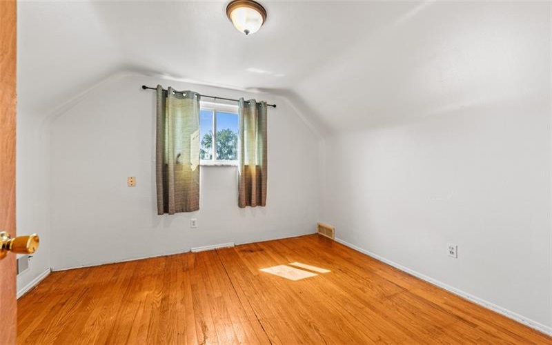 92 Stella Dr, Trafford, 15085, 3 Bedrooms Bedrooms, 9 Rooms Rooms,2 BathroomsBathrooms,Residential,For Sale,Stella Dr,1762975
