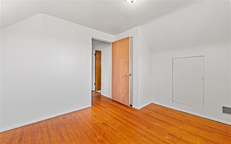 92 Stella Dr, Trafford, 15085, 3 Bedrooms Bedrooms, 9 Rooms Rooms,2 BathroomsBathrooms,Residential,For Sale,Stella Dr,1762975